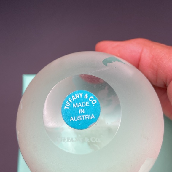 Tiffany & Co Crystal Paperweight Etched World Globe - Picture 8 of 8